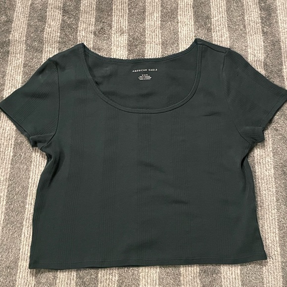 Green top - Picture 1 of 3